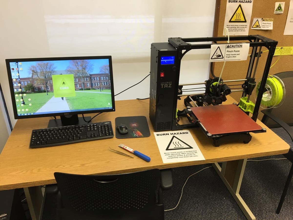 En 3D-printer på et skrivebord